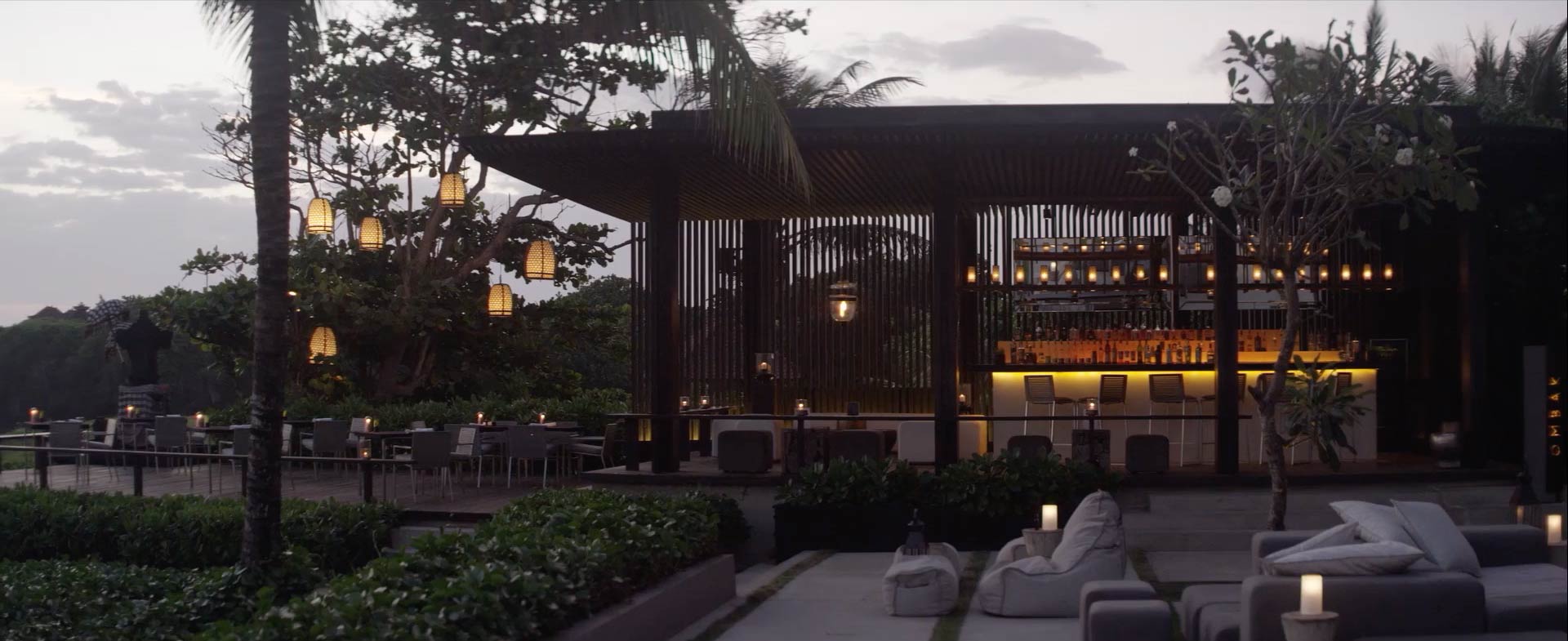 Design that seamlessly blends indoor and outdoor