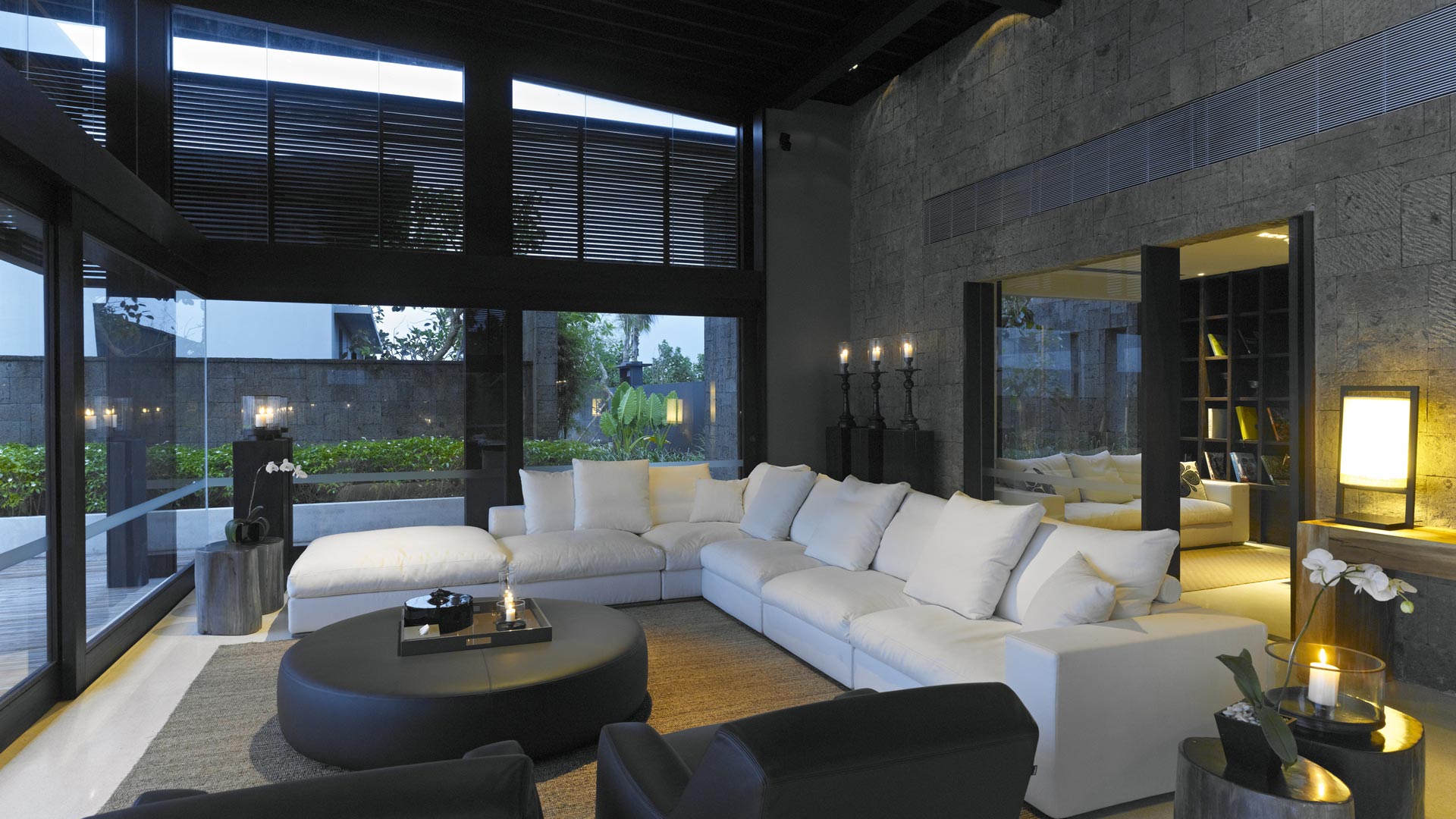 Interiors by Soo Chan for Poliform